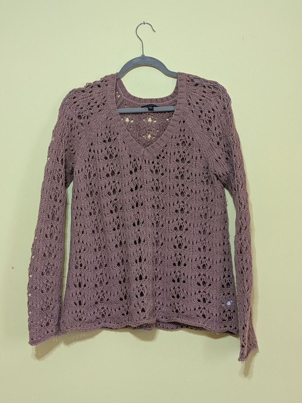 American Eagle Outfitters Mauve Open-Knit V-Neck Sweater
